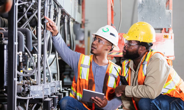 Best Affordable Electrician  in Pomeroy, OH
